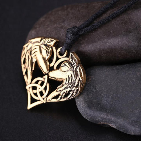 Collier Loup Coeur (Acier)